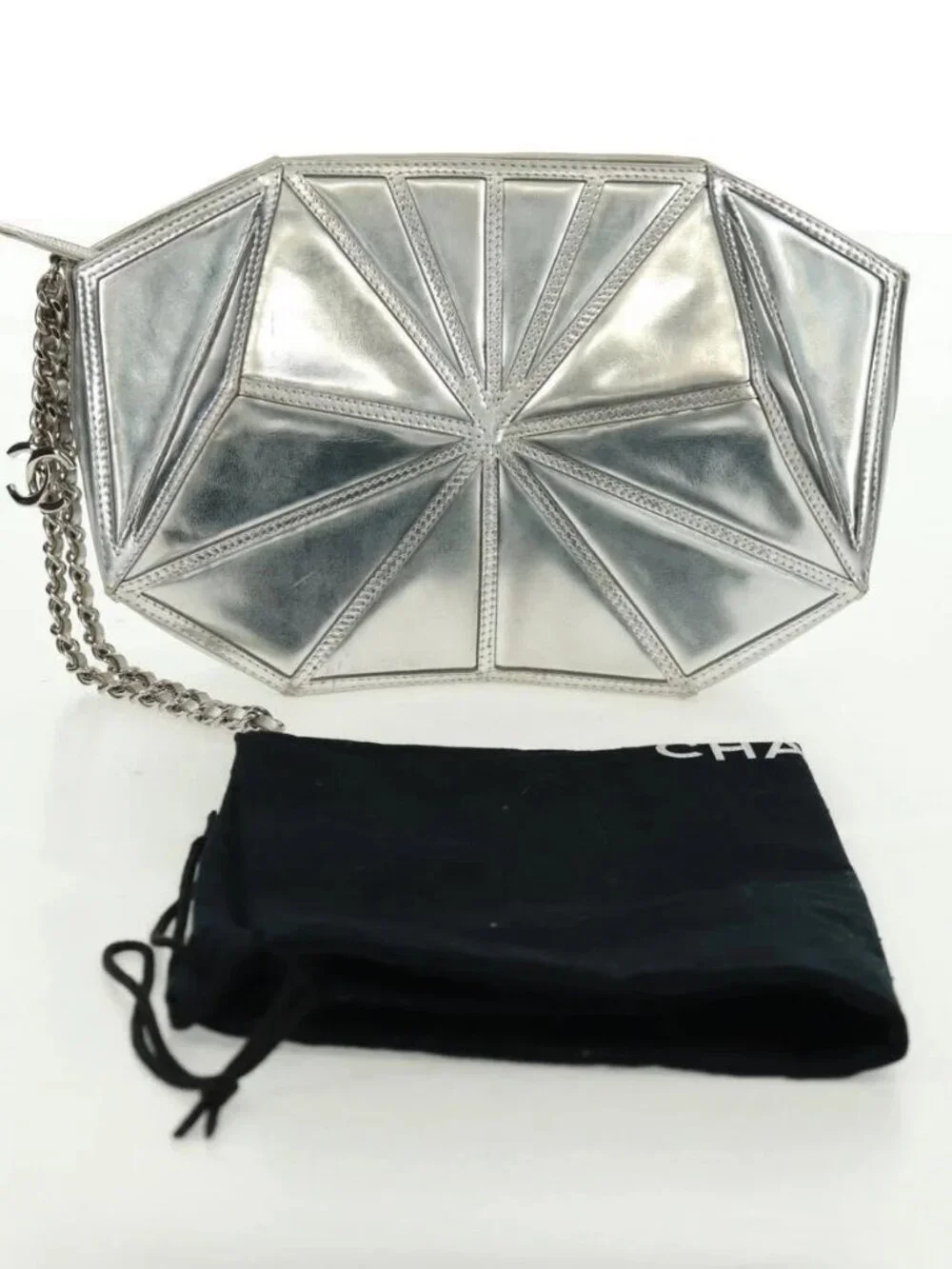 CHANEL Clutch Bag Leather Silver CC Auth 162899V